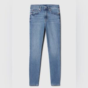Mid Rise True Skinny Jeans
